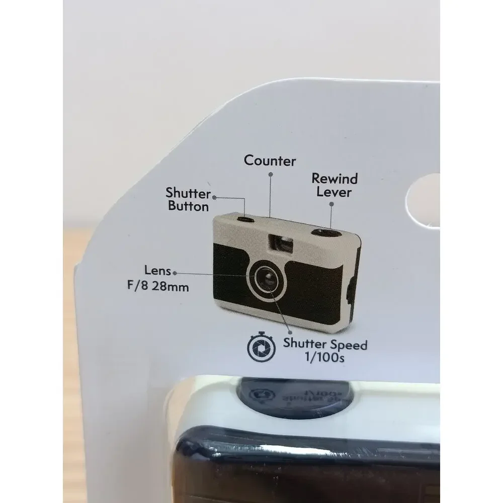 New 28mm Lens Focus Free Reusable Photo Film Camera Retro Vintage Style Sealed
